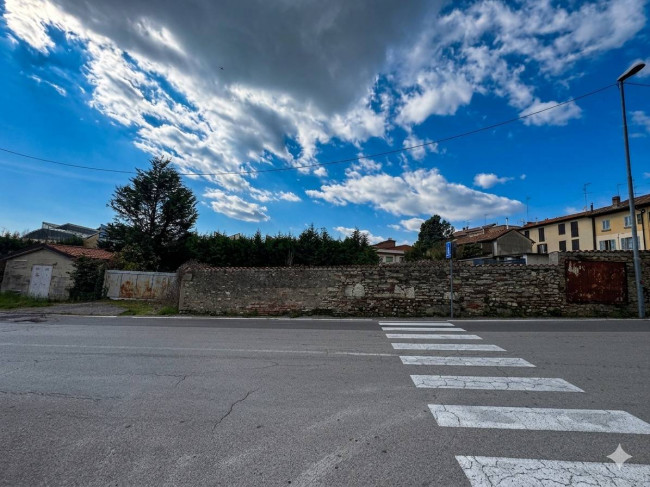 Terreno Edificabile in vendita a Monticello Brianza