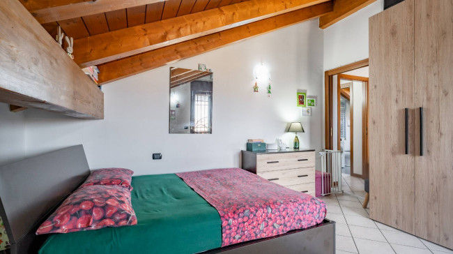 Appartamento in vendita a Albiate