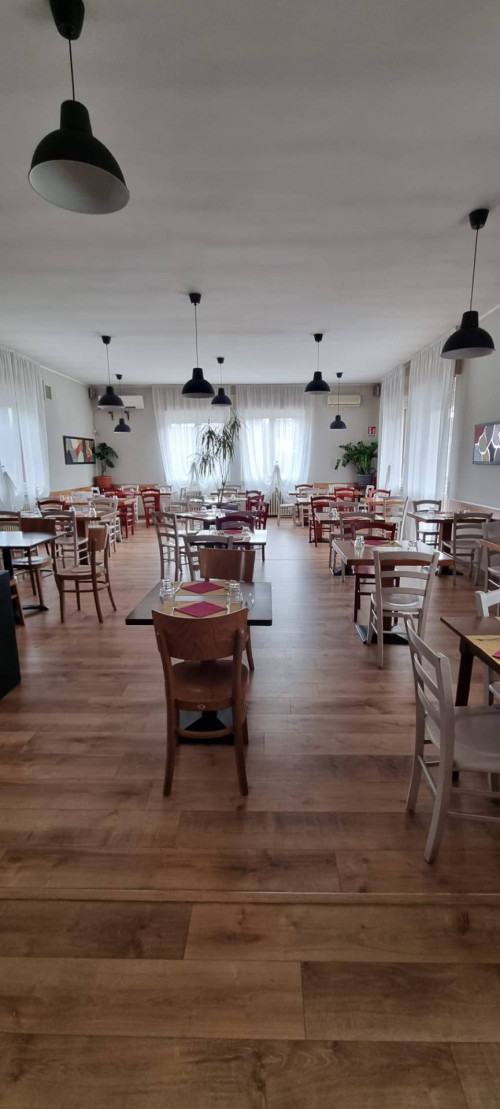 Ristorante in Vendita a Vergiate