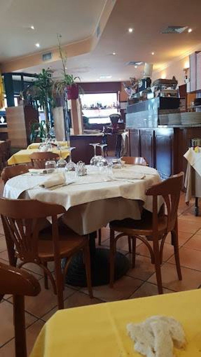 Ristorante in Vendita a Legnano