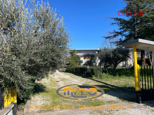Villa in vendita a Telese Terme (BN)