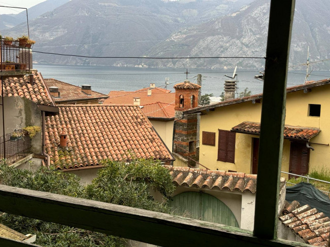 Rustico in vendita a Iseo (BS)