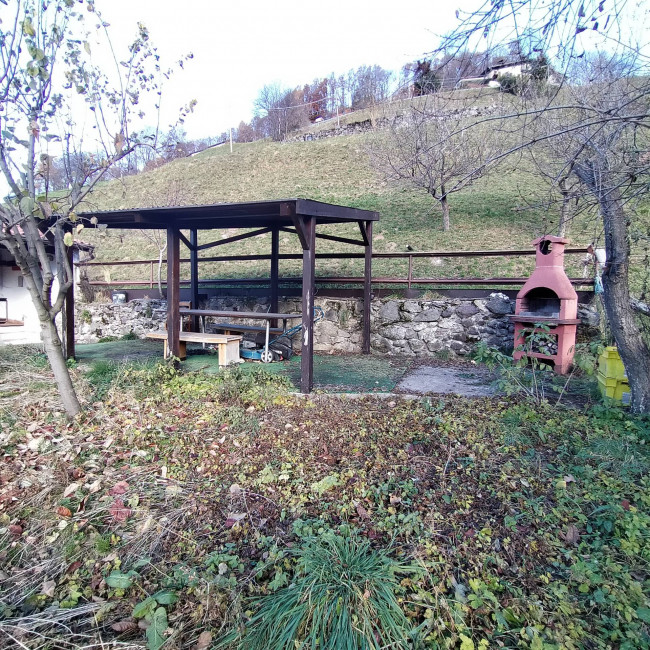 Porzione di casa in Vendita a Pisogne