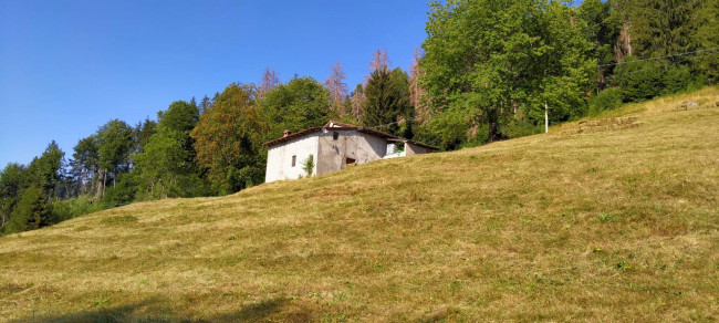 Cascina in Vendita a Pisogne