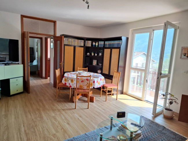 Appartamento in Vendita a Zone