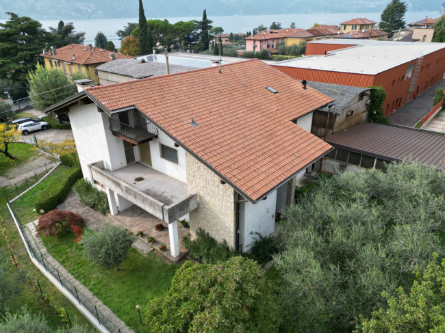 appartamento in villa in Vendita a Marone