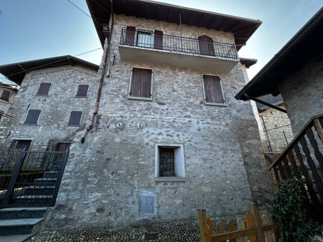 Appartamento in Vendita a Pisogne