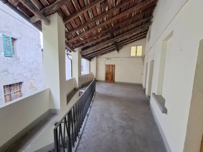 Rustico in Vendita a Marone