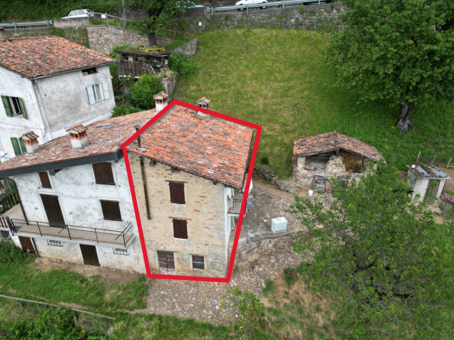Rustico in Vendita a Pisogne
