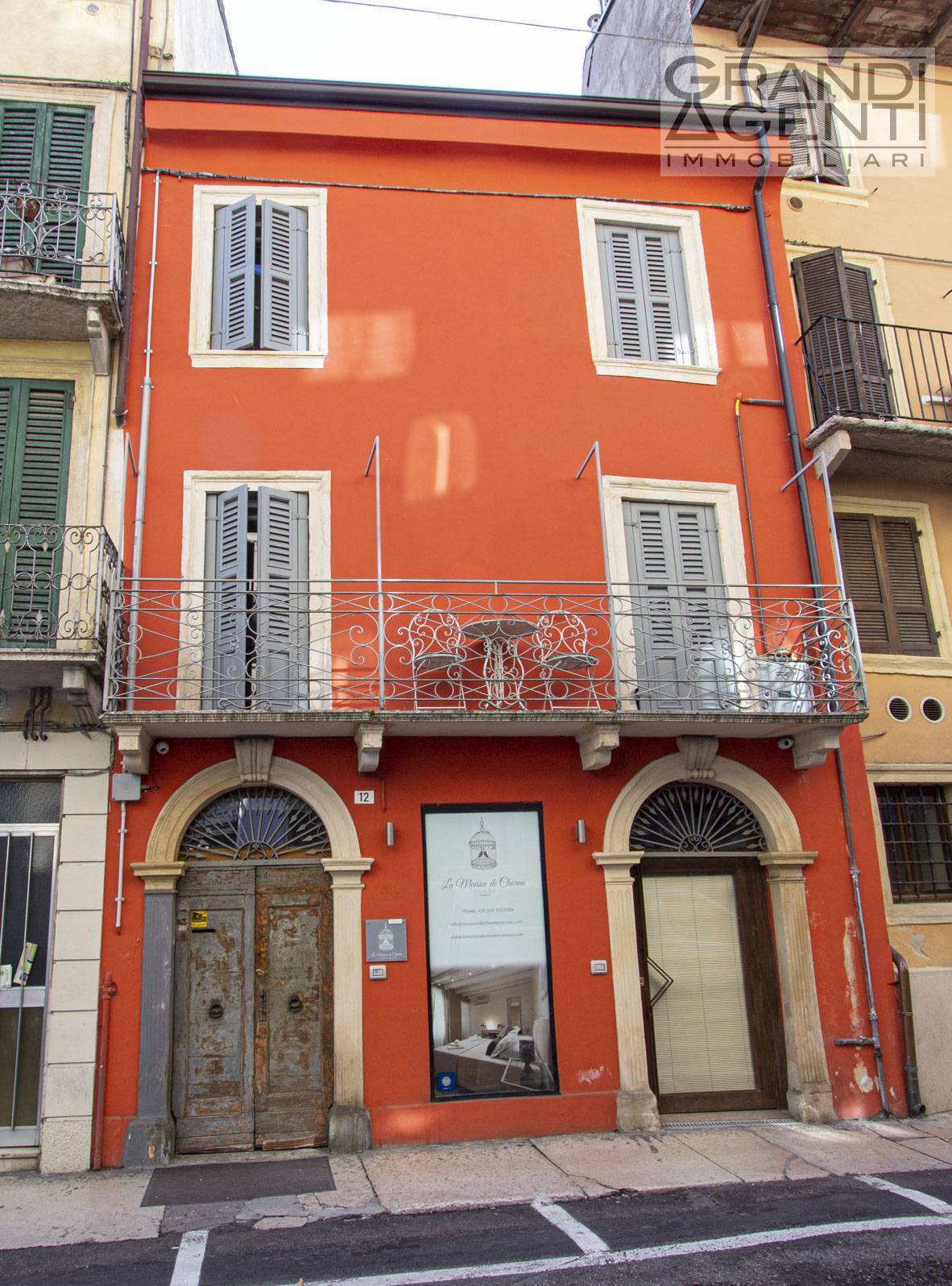 Palazzo in vendita a Veronetta, Verona (VR)