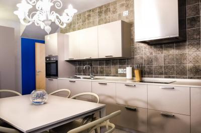 Villa in vendita a Peschiera del Garda