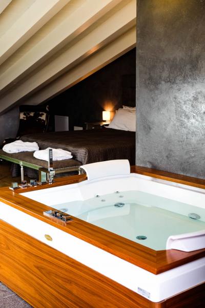 Villa in vendita a Peschiera del Garda