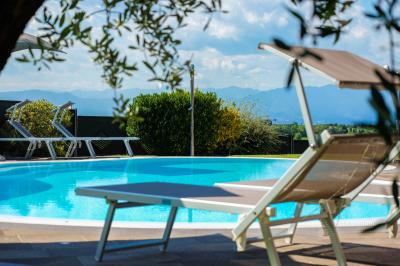 Villa in vendita a Peschiera del Garda