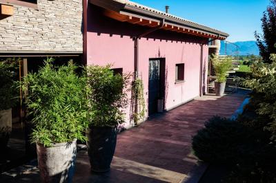 Villa in vendita a Peschiera del Garda