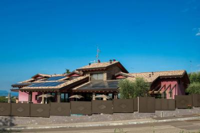 Villa in vendita a Peschiera del Garda
