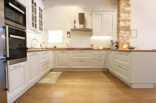 Casale in vendita a Verona