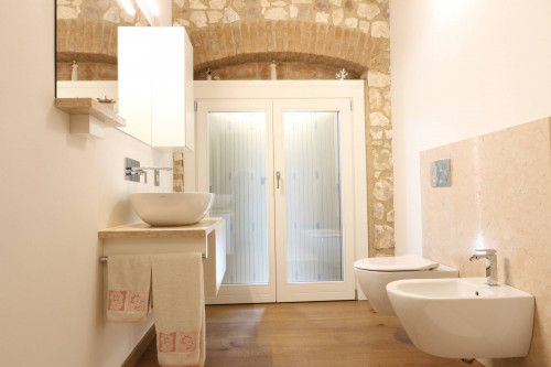 Casale in vendita a Verona