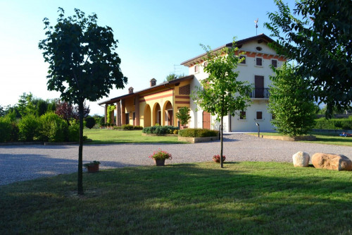 Villa in Vendita a Pescantina