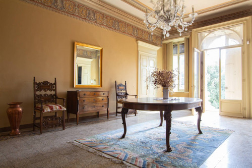 Villa for sale in Lazise