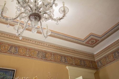 Villa for sale in Lazise