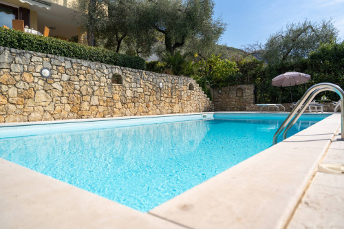 Villa in vendita a Torri del Benaco