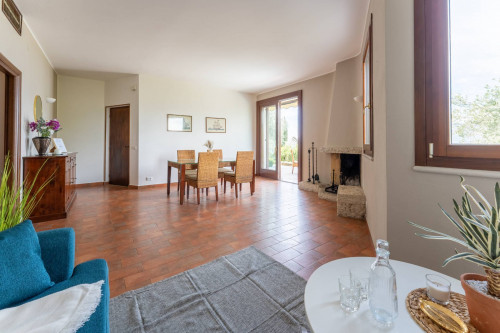 Villa in vendita a Torri del Benaco