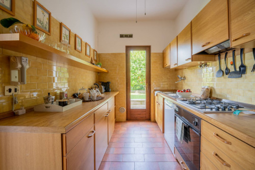 Villa in vendita a Torri del Benaco
