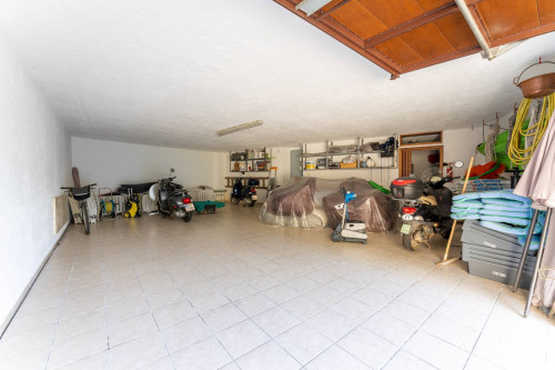 Villa in vendita a Torri del Benaco