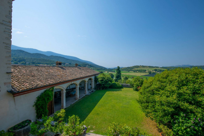Villa in vendita a Caprino Veronese