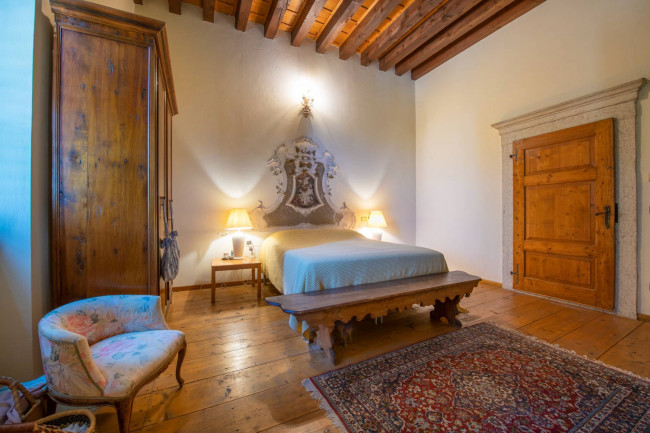 Villa in vendita a Caprino Veronese