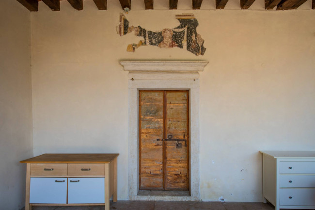 Villa in vendita a Caprino Veronese