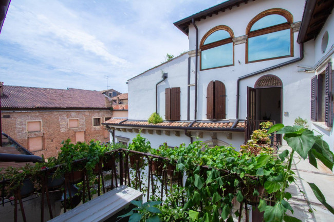 Appartamento in Vendita a Verona