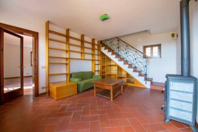  for rent in Verona