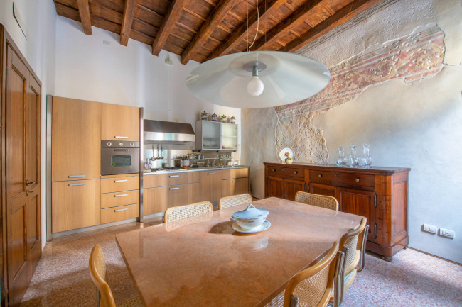 Appartamento in vendita a Verona