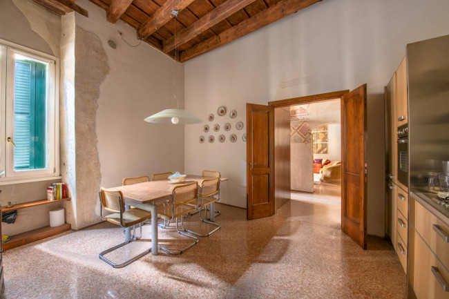 Appartamento in vendita a Verona