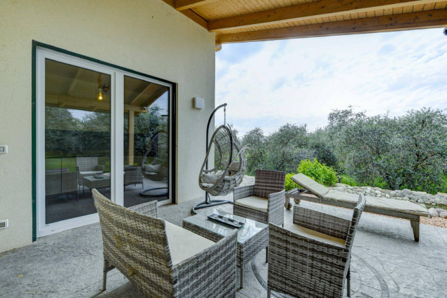 Villa in vendita a Bardolino