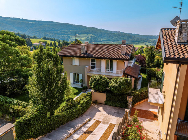 Villa in vendita a Negrar