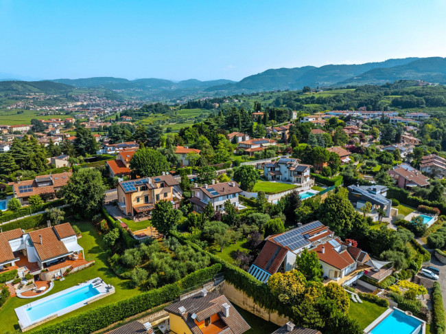 Villa in vendita a Negrar
