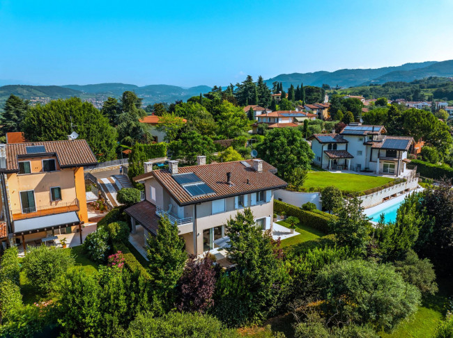 Villa in vendita a Negrar