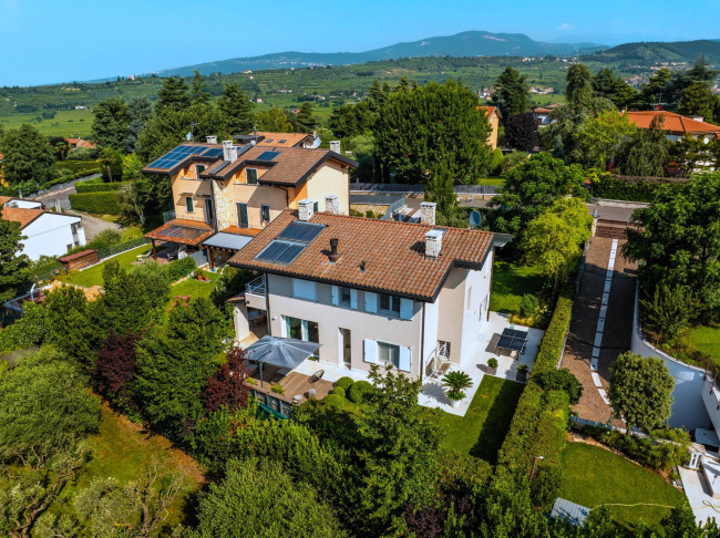 Villa in vendita a Negrar