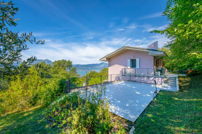 Villa in vendita a Torri Del Benaco (VR)