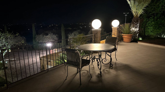 Villa in vendita a Bardolino