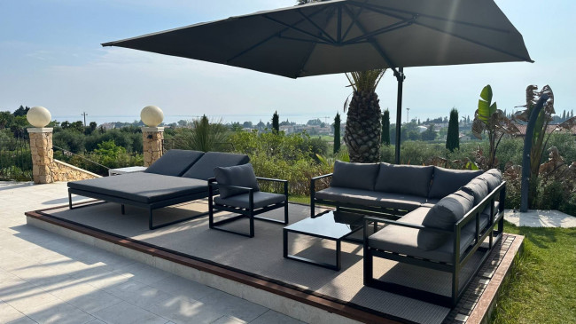 Villa in vendita a Bardolino