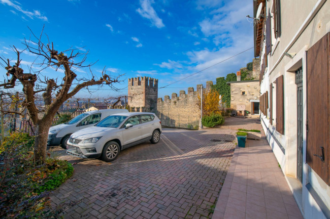 Casa Semindipendente in vendita a Soave