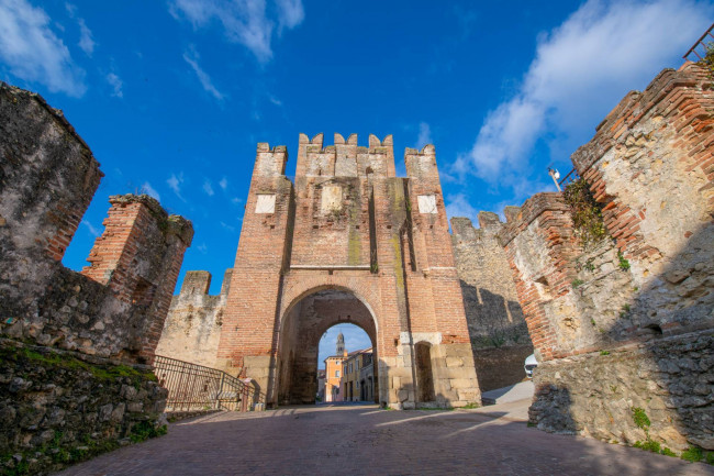 Casa Semindipendente in vendita a Soave