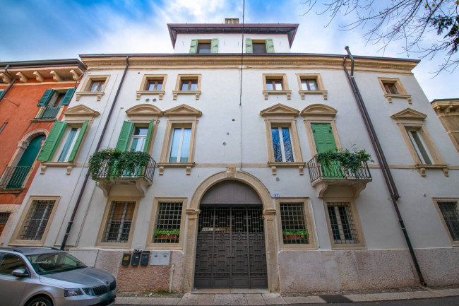 Appartamento in vendita a Verona