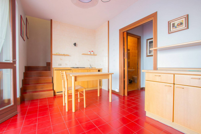 Villa for sale in Torri del Benaco