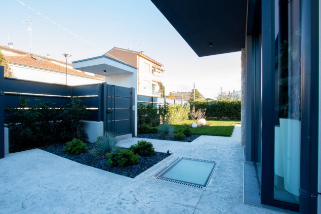 Villa in vendita a Pescantina