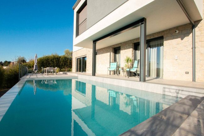Villa in vendita a Pescantina