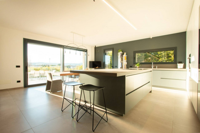 Villa in vendita a Pescantina